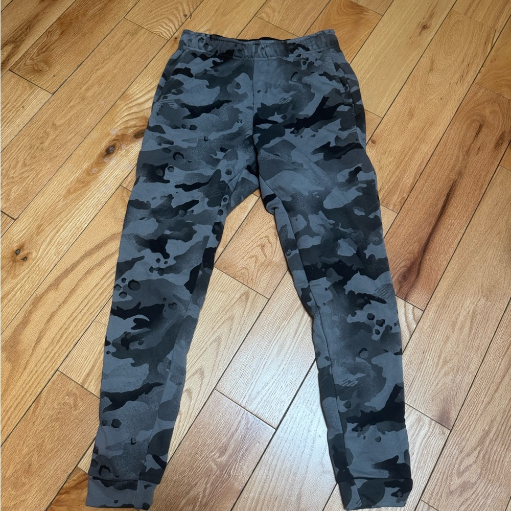Nike Men’s Sweats